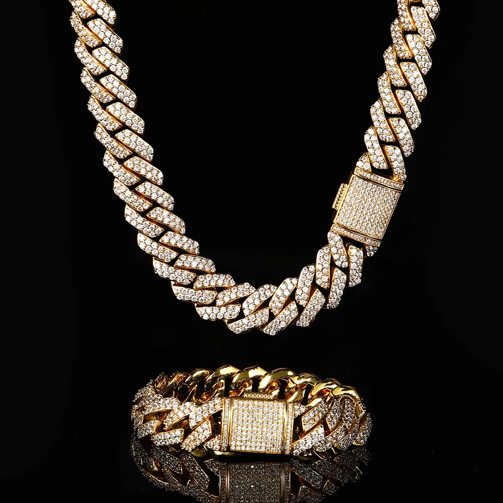Hip Hop 15Mm Jewelry Choker Necklace Iced Out Chain White Plated Bling Cubic Zirconia Men'S Cuban Necklace Link Ice Thick Chain
Hip Hop 15Mm Jewelry Choker Necklace Iced Out Chain White Plated Bling Cubic Zirconia Men'S Cuban Necklace Link Ice Thick Chain