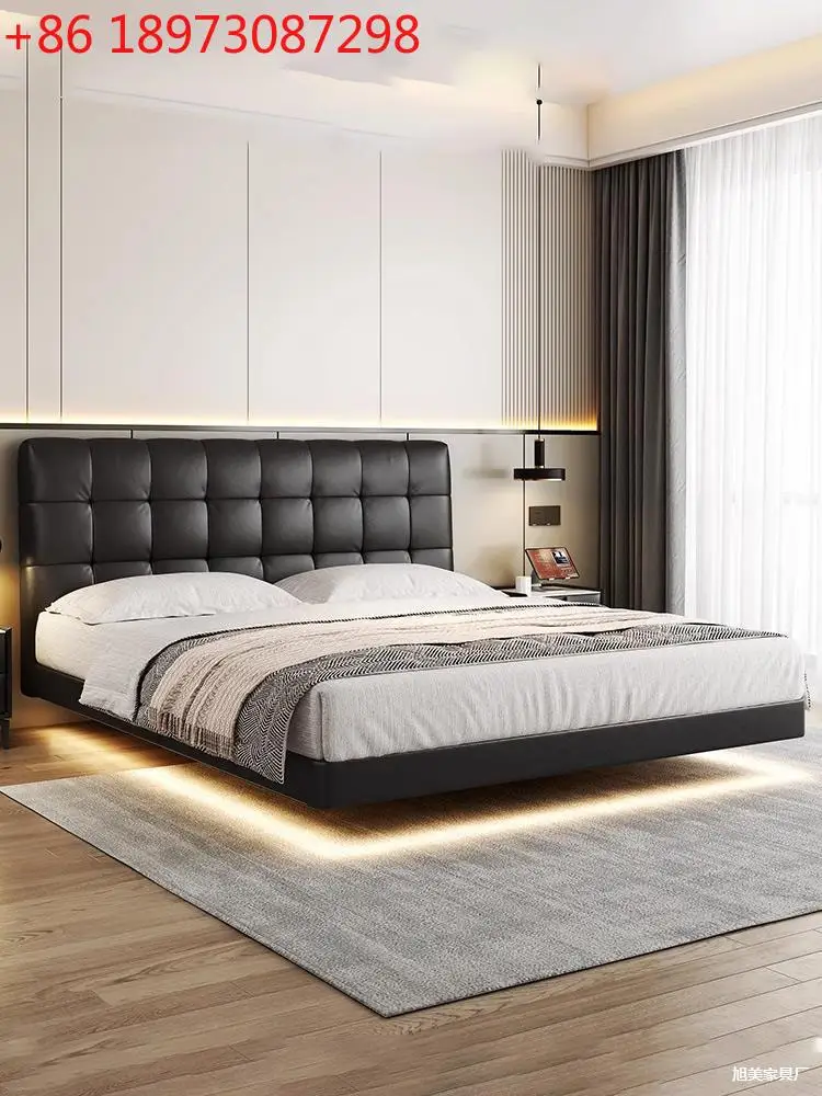 Черная подвесная кожа, современная простая, легкая, роскошная двуспальная кровать, элитная атмосфера
Черная подвесная кожа, современная простая, легкая, роскошная двуспальная кровать, элитная атмосфера