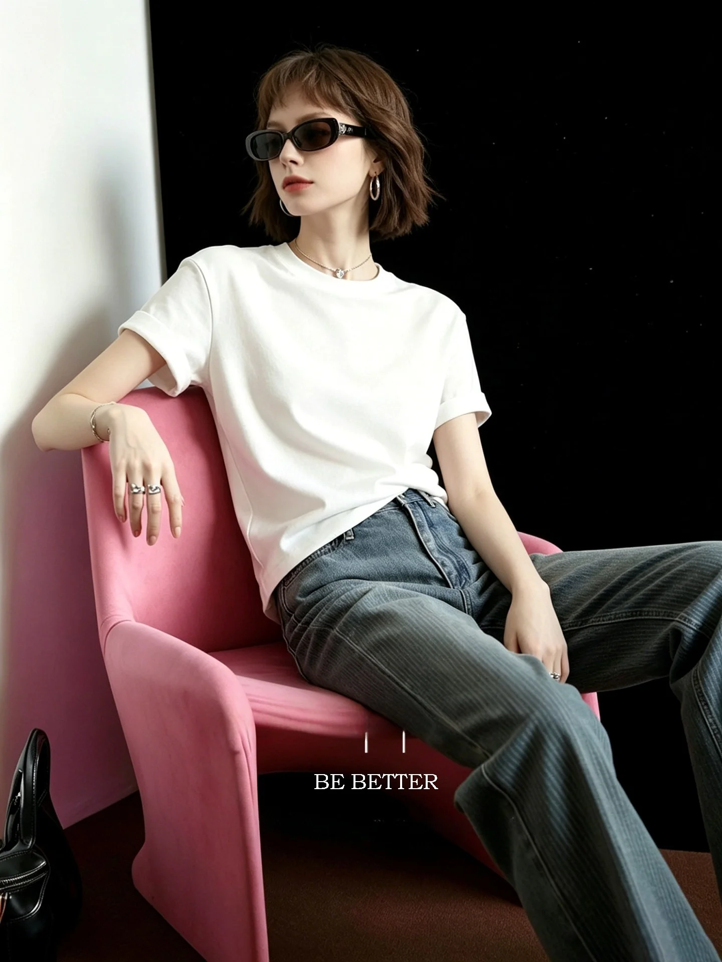 Huaappuw Casual Lazy White T-shirt Summer New Pure Color Basic Shirt Women's Fashion Commute Style Loose Fit Short Sleeve
Huaappuw Casual Lazy White T-shirt Summer New Pure Color Basic Shirt Women's Fashion Commute Style Loose Fit Short Sleeve