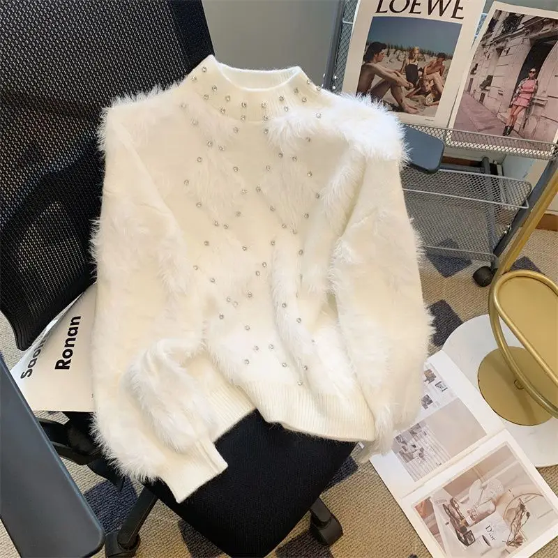 Winter Fashion New Women's Elegant Mink Fur Knitted Hoodie Round Neck Diamond Grid Inlaid Diamond Design Warm Cashmere Hoodie
Winter Fashion New Women's Elegant Mink Fur Knitted Hoodie Round Neck Diamond Grid Inlaid Diamond Design Warm Cashmere Hoodie