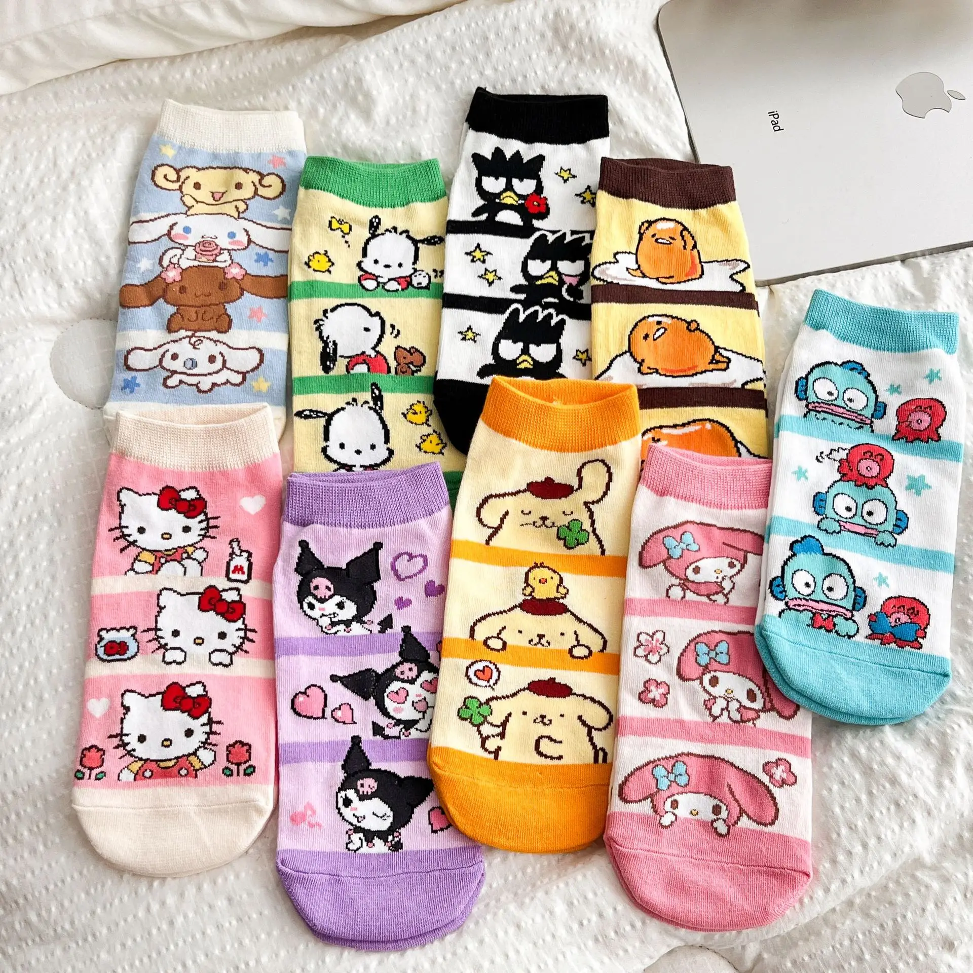 5pairs For Kuromi Adult Socks High Quality Cartoon Kitty Comded Cotton Socks Sports Socks Male Tide Sock Gift
5pairs For Kuromi Adult Socks High Quality Cartoon Kitty Comded Cotton Socks Sports Socks Male Tide Sock Gift