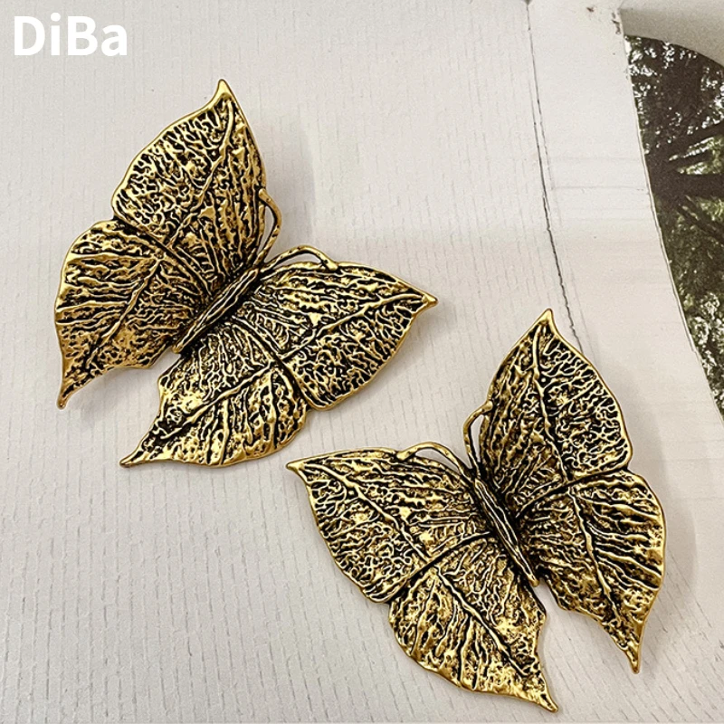Trendy Jewelry Vintage Exaggerative Temperament Metal Butterfly Earrings For Women Female Gifts Popular Ear Accessories
Trendy Jewelry Vintage Exaggerative Temperament Metal Butterfly Earrings For Women Female Gifts Popular Ear Accessories