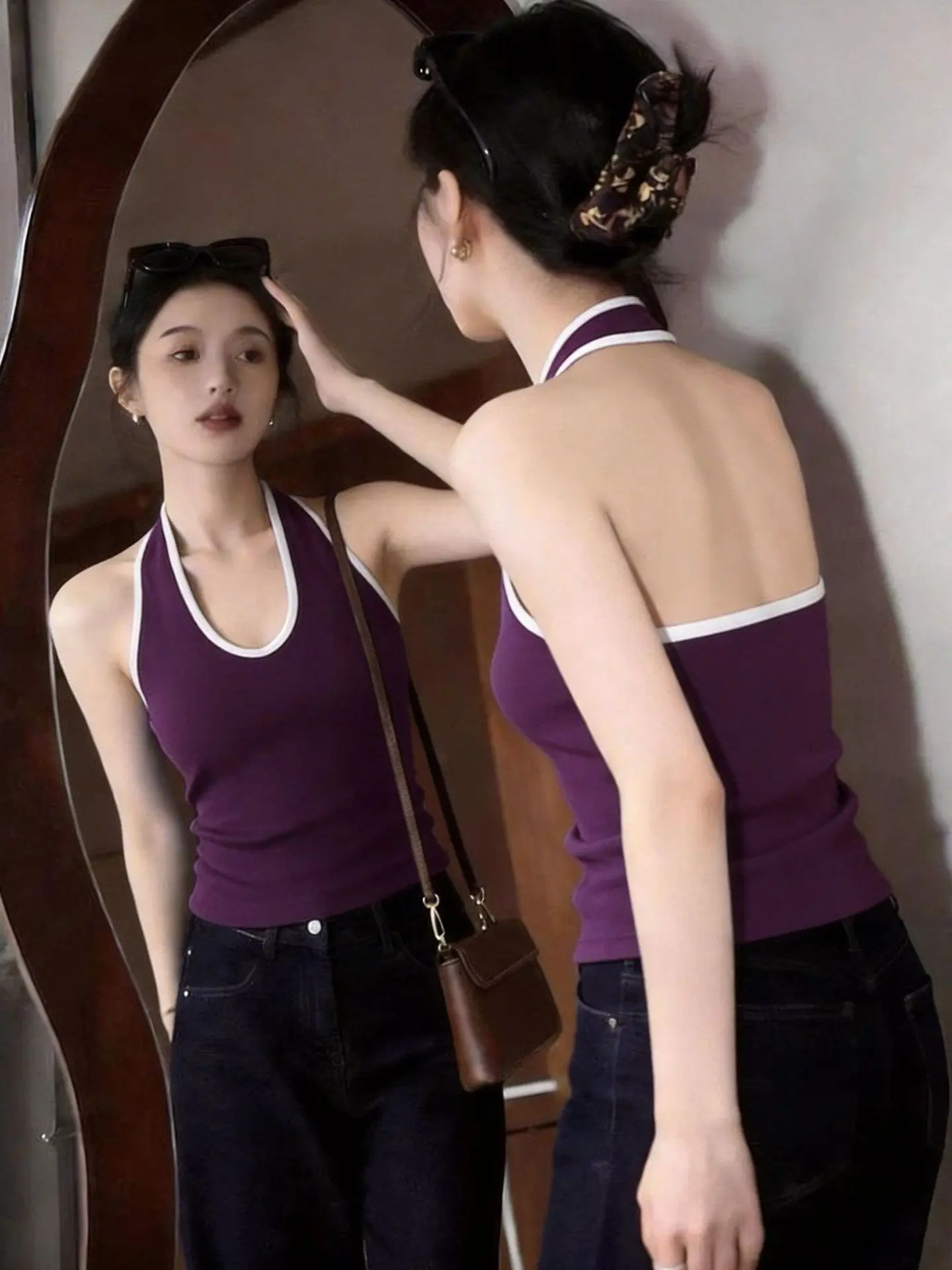 Retro Knitted Vest Neck Hanging Backless Sleeveless Slim Fit Summer New Style for Women Fashionable Hollow out Daily Wear
Retro Knitted Vest Neck Hanging Backless Sleeveless Slim Fit Summer New Style for Women Fashionable Hollow out Daily Wear