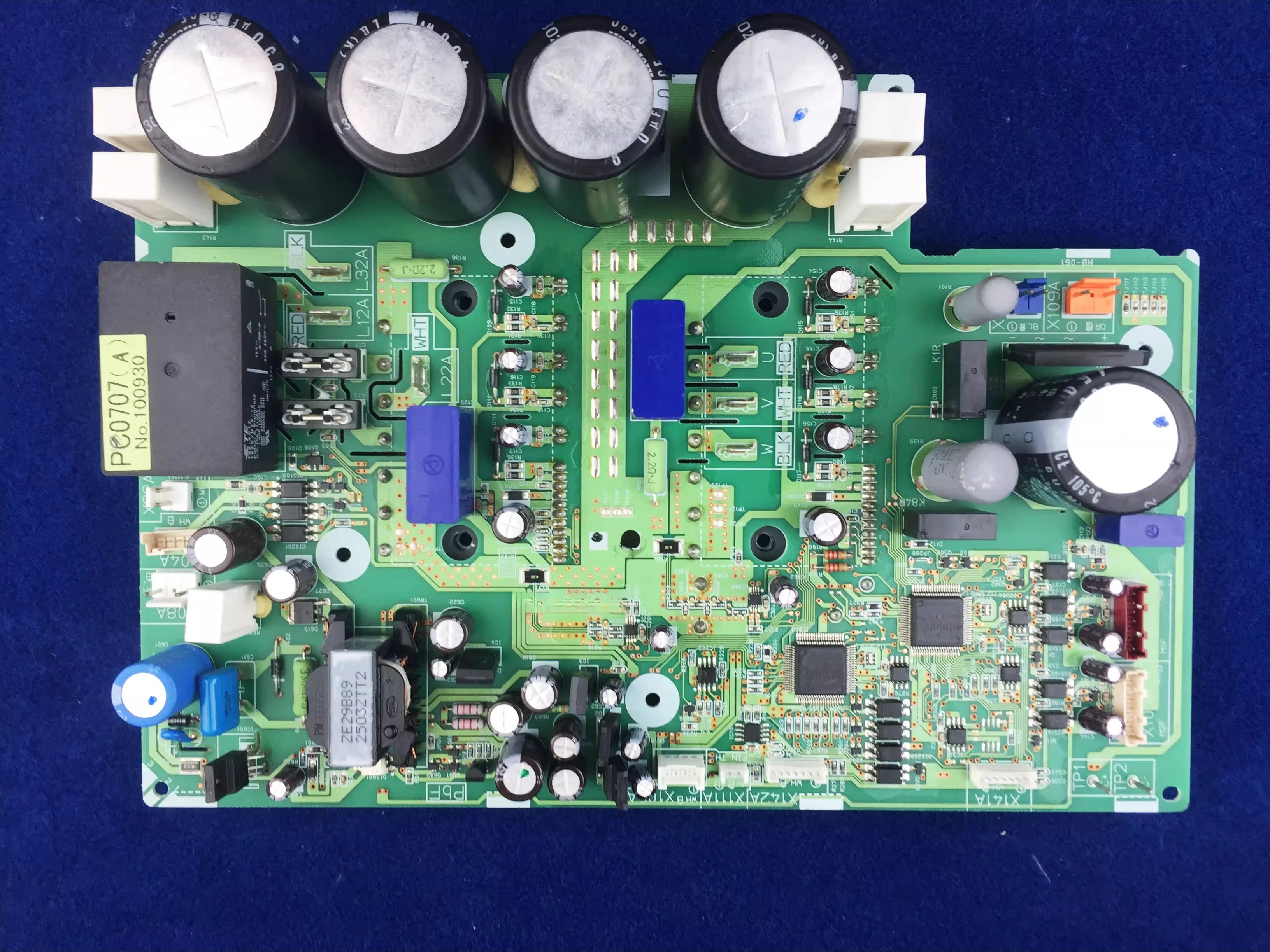 Applicable to Daikin air conditioner frequency conversion board PC0707 RZQ125KMY3C RMXS160EY1C frequency
Applicable to Daikin air conditioner frequency conversion board PC0707 RZQ125KMY3C RMXS160EY1C frequency