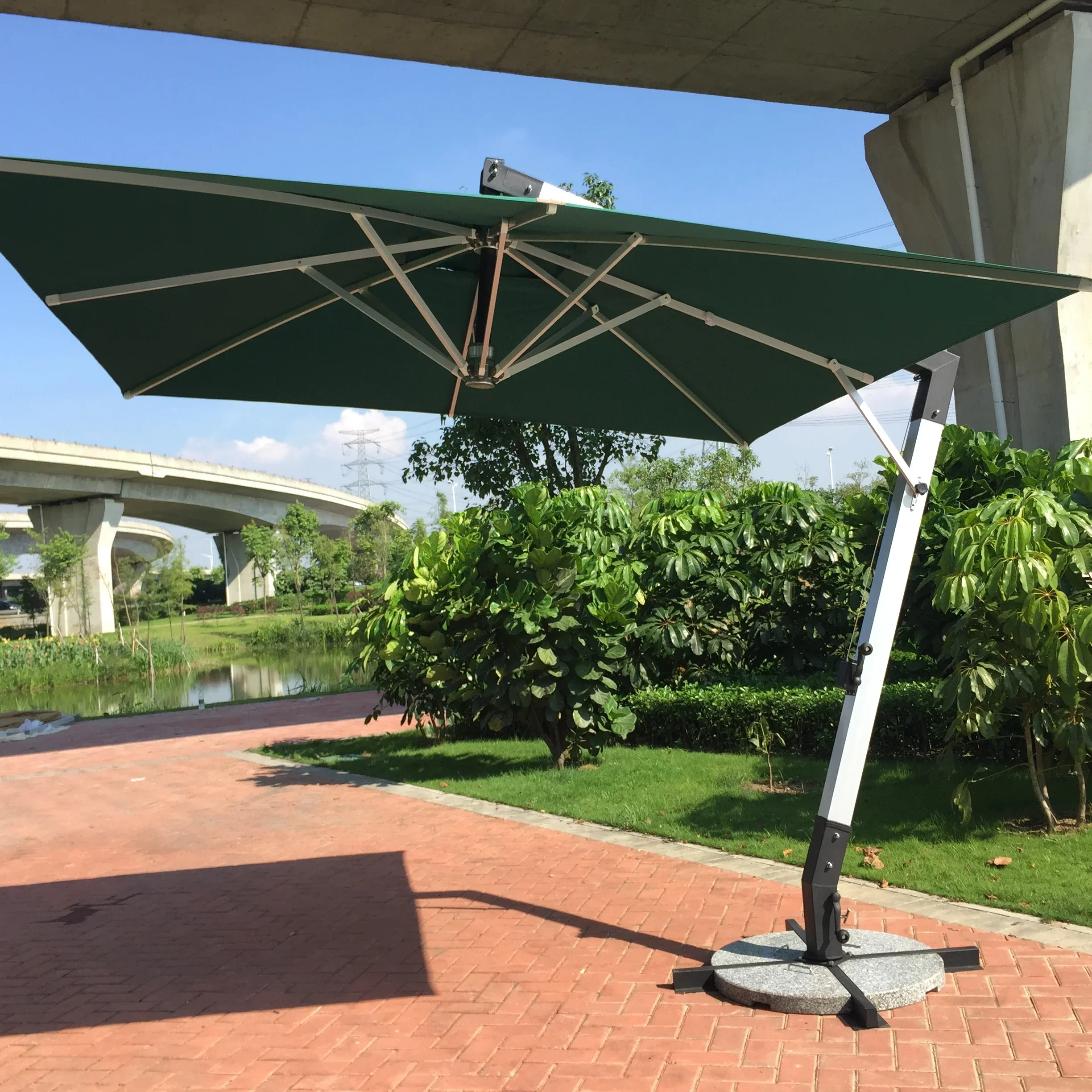 market hanging parasol large beach cantilever patio umbrella shade
market hanging parasol large beach cantilever patio umbrella shade