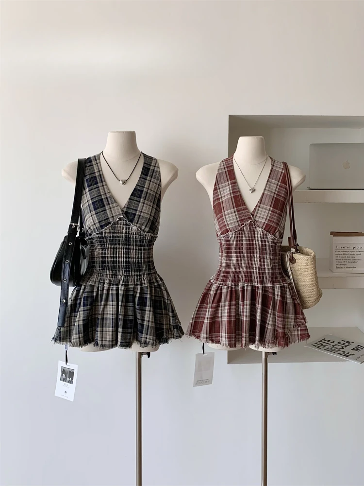 Korea Fashion Plaid Mini Dress Women Elastic Waist V-Neck Slim Halter Pleated Dress Female Sexy Sweet College Style Clothing New
Korea Fashion Plaid Mini Dress Women Elastic Waist V-Neck Slim Halter Pleated Dress Female Sexy Sweet College Style Clothing New