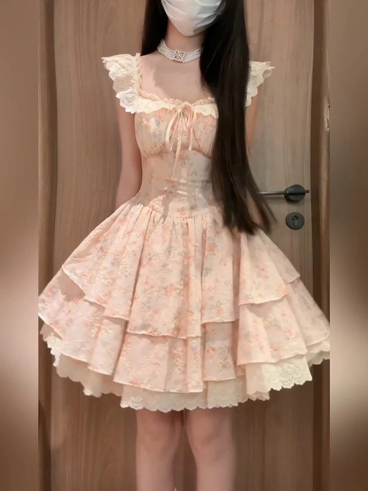 Sweet Floral Print Puff Sleeve Dress Princess Ball Gown Waist Cinched French Style Casual Summer Short Dress for Young Girls
Sweet Floral Print Puff Sleeve Dress Princess Ball Gown Waist Cinched French Style Casual Summer Short Dress for Young Girls