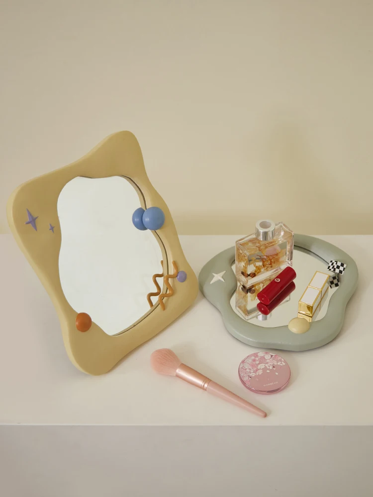 Home Decoration Memphis Make-up Mirror Desk Top Can Stand Dressing Table Decoration Wave Lovely Standing Mirror Wall Mirror
Home Decoration Memphis Make-up Mirror Desk Top Can Stand Dressing Table Decoration Wave Lovely Standing Mirror Wall Mirror