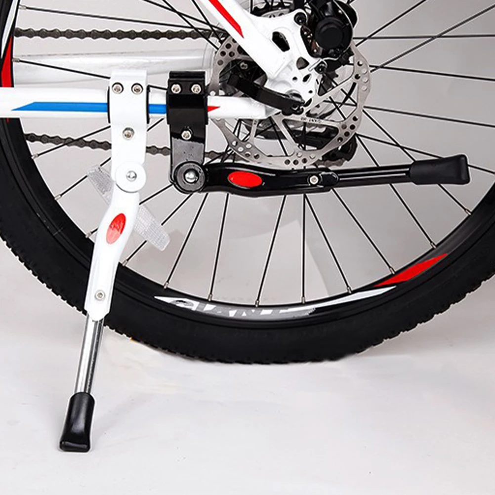 1Set Bicycle Kickstand Rust Resistant Aluminum Alloy Kickstand for Road Mountain Bike Simple Installation Bike Accessories
1Set Bicycle Kickstand Rust Resistant Aluminum Alloy Kickstand for Road Mountain Bike Simple Installation Bike Accessories
