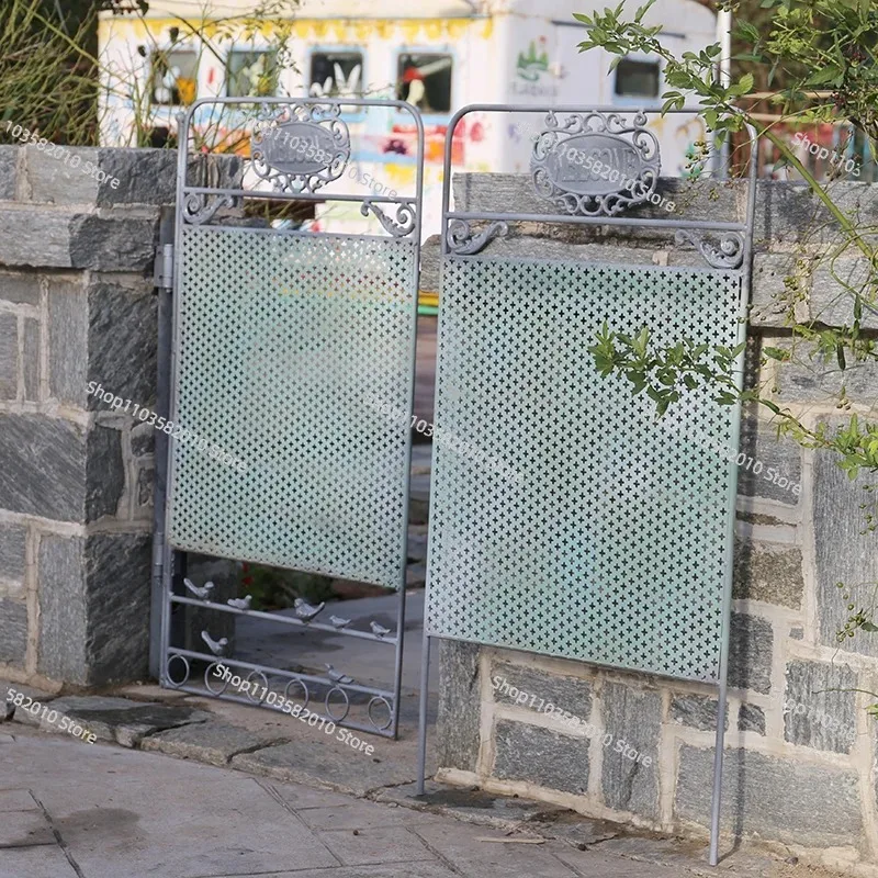 Wrought iron garden gate gate courtyard wall gate arrangement fence ins outdoor courtyard balcony decoration
Wrought iron garden gate gate courtyard wall gate arrangement fence ins outdoor courtyard balcony decoration