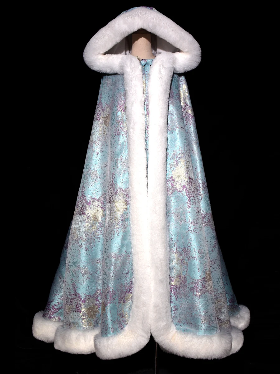 Chinese traditional dress Hanfu female cloak with velvet medium length woven gold cloak coat autumn and winter
Chinese traditional dress Hanfu female cloak with velvet medium length woven gold cloak coat autumn and winter