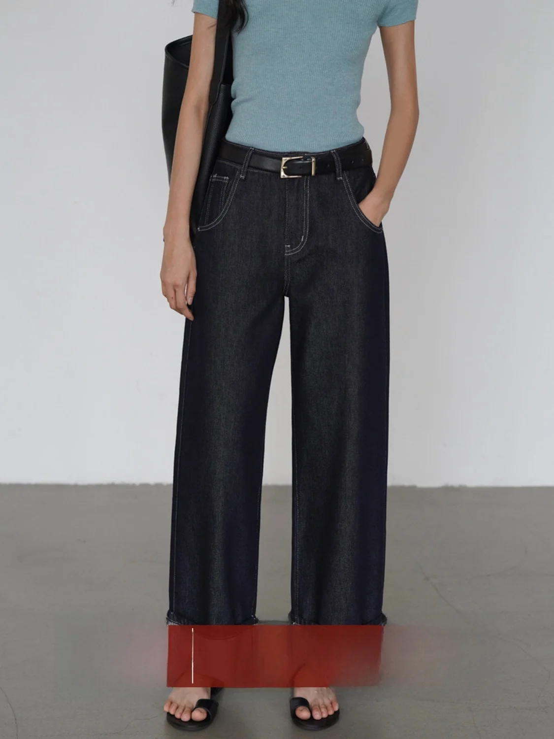 Джинсы с высокой талией и широкими штанинами, женские, свободного кроя, прямые, повседневные, из денима, синего цвета, для весенне-летнего и осеннего сезонов
Джинсы с высокой талией и широкими штанинами, женские, свободного кроя, прямые, повседневные, из денима, синего цвета, для весенне-летнего и осеннего сезонов