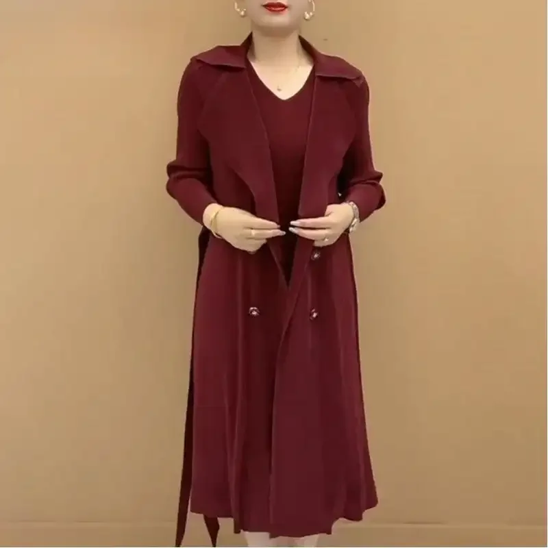 Fashionable Pleated Suit Collar Fake Two Piece Trench Coat 2024 Autumn Winter Waist Pleats Wind Dress Coat
Fashionable Pleated Suit Collar Fake Two Piece Trench Coat 2024 Autumn Winter Waist Pleats Wind Dress Coat