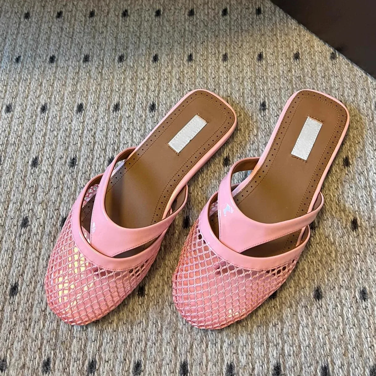 Fishing Net Baotou Half Slippers for Women, Flat Flat Mouller Shoes, Mesh Leather, Fashion Pinch Toe, Hollow Out Cold Slippers
Fishing Net Baotou Half Slippers for Women, Flat Flat Mouller Shoes, Mesh Leather, Fashion Pinch Toe, Hollow Out Cold Slippers