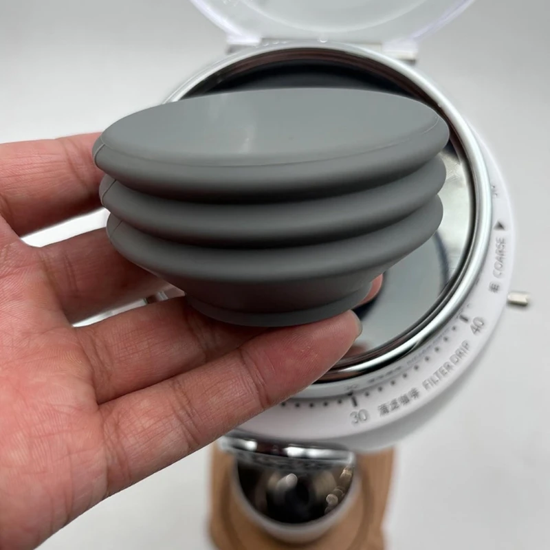 Convenient Coffee Grinder Air Blower Grinder Blowing Tool Kitchen Coffee Beans Mill Blowing Tool Great for Grindings Cleanings
Convenient Coffee Grinder Air Blower Grinder Blowing Tool Kitchen Coffee Beans Mill Blowing Tool Great for Grindings Cleanings