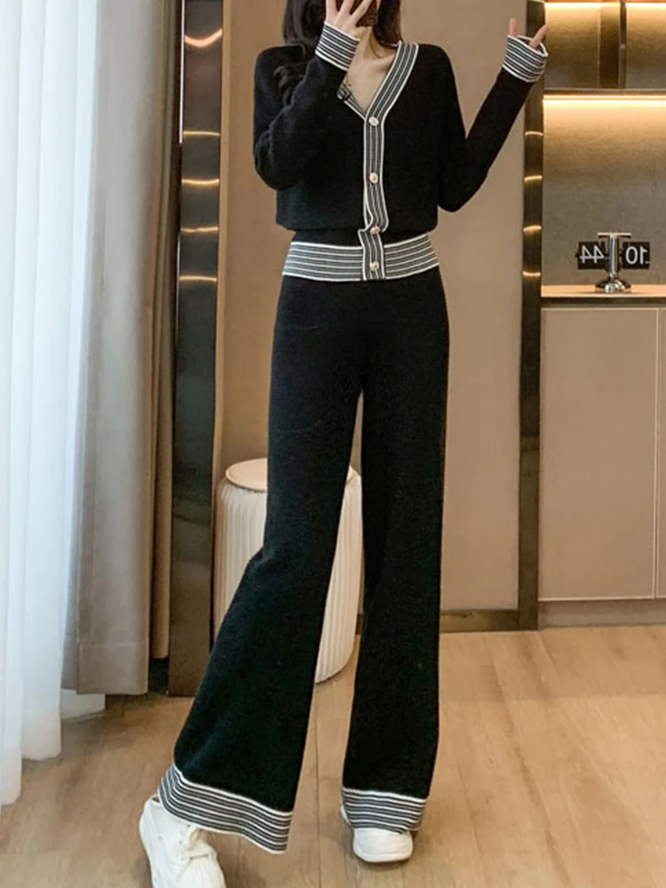 Casual V-Neck Single Breasted Knitted Cardigan+Loose Wide Leg Pants Two-Piece Set 2024 Autumn New Fashionable Women'S Clothing
Casual V-Neck Single Breasted Knitted Cardigan+Loose Wide Leg Pants Two-Piece Set 2024 Autumn New Fashionable Women'S Clothing