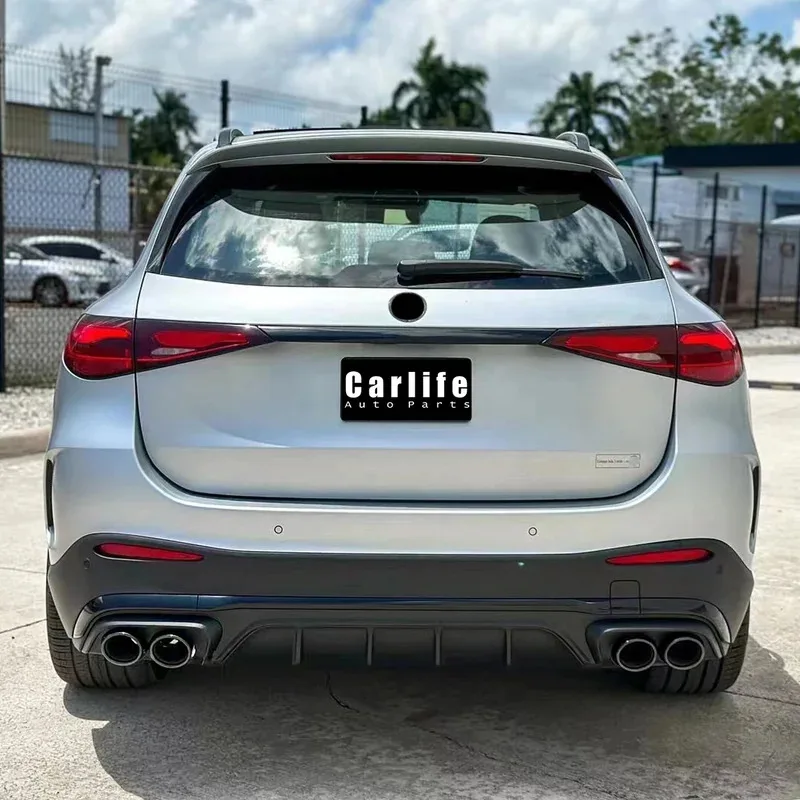 Factory PriceGLC rear diffuser look parts for X254 GLC300 GLC350 2023 2024 year upgrade GLC43 rear diffuser and pipes
Factory PriceGLC rear diffuser look parts for X254 GLC300 GLC350 2023 2024 year upgrade GLC43 rear diffuser and pipes