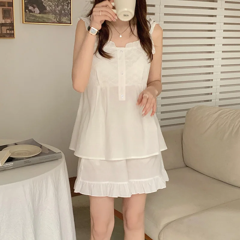 White Korean Summer Nightgown Women Sleeveless Square Collar Short Sleepwear Lace Crochet French Pajamas Set Ins Elegant Sweet
White Korean Summer Nightgown Women Sleeveless Square Collar Short Sleepwear Lace Crochet French Pajamas Set Ins Elegant Sweet