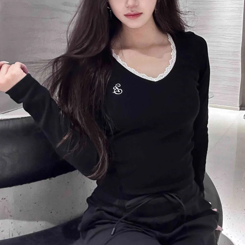 Korean Fashion Spicy Girl Long Sleeve T-shirt Spring Lace O-neck Knitted Embroidery Tops Casual Woman Clothing Trendy Clothes
Korean Fashion Spicy Girl Long Sleeve T-shirt Spring Lace O-neck Knitted Embroidery Tops Casual Woman Clothing Trendy Clothes