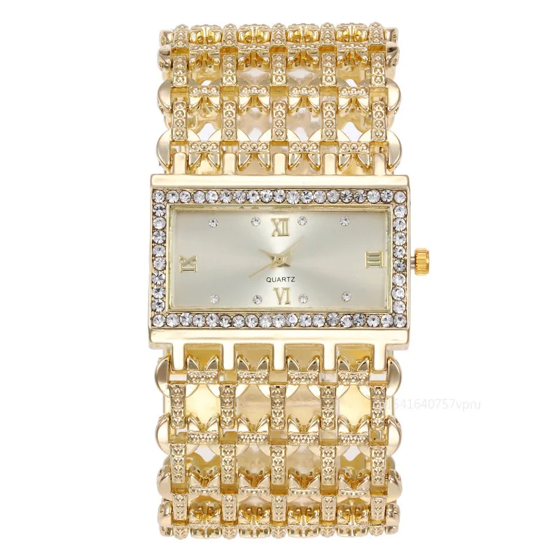 2024 New Watch For Women Fashion Light luxury Square Diamond Quartz Watches Clock Lady's Gold Stainless Steel Bracelet
2024 New Watch For Women Fashion Light luxury Square Diamond Quartz Watches Clock Lady's Gold Stainless Steel Bracelet