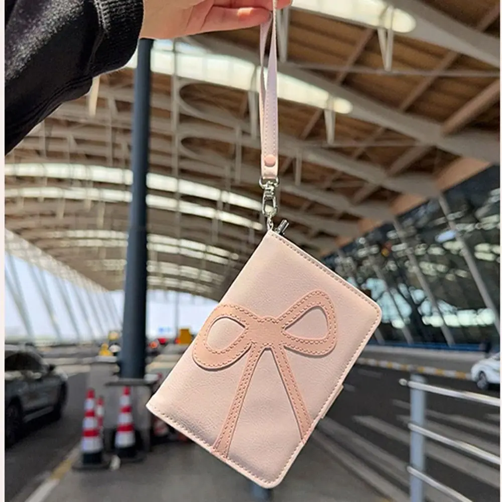 Creative Card Holder PU Bow Passport Bag Purse Cute Travel Wallet RFID Anti-theft Ticket Holder Certificate Storage Bag Men
Creative Card Holder PU Bow Passport Bag Purse Cute Travel Wallet RFID Anti-theft Ticket Holder Certificate Storage Bag Men