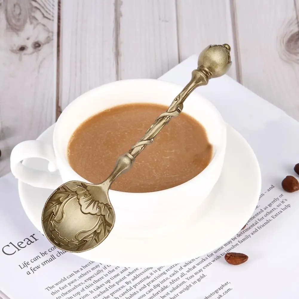 European Palace Design Kitchen Utensil Retro Design Tableware Vintage European Palace Design for Kitchen for Milk for Coffee
European Palace Design Kitchen Utensil Retro Design Tableware Vintage European Palace Design for Kitchen for Milk for Coffee