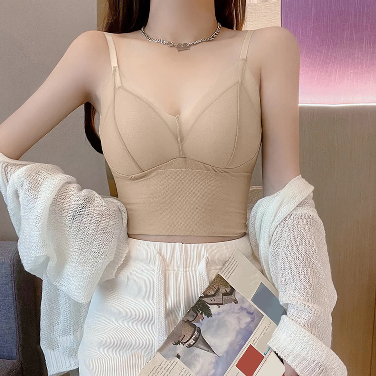 Women Casual Spring And Summer Solid Color Seamless Lace Beauty Back Vest With No Steel Ring Bottoming Vest
Women Casual Spring And Summer Solid Color Seamless Lace Beauty Back Vest With No Steel Ring Bottoming Vest