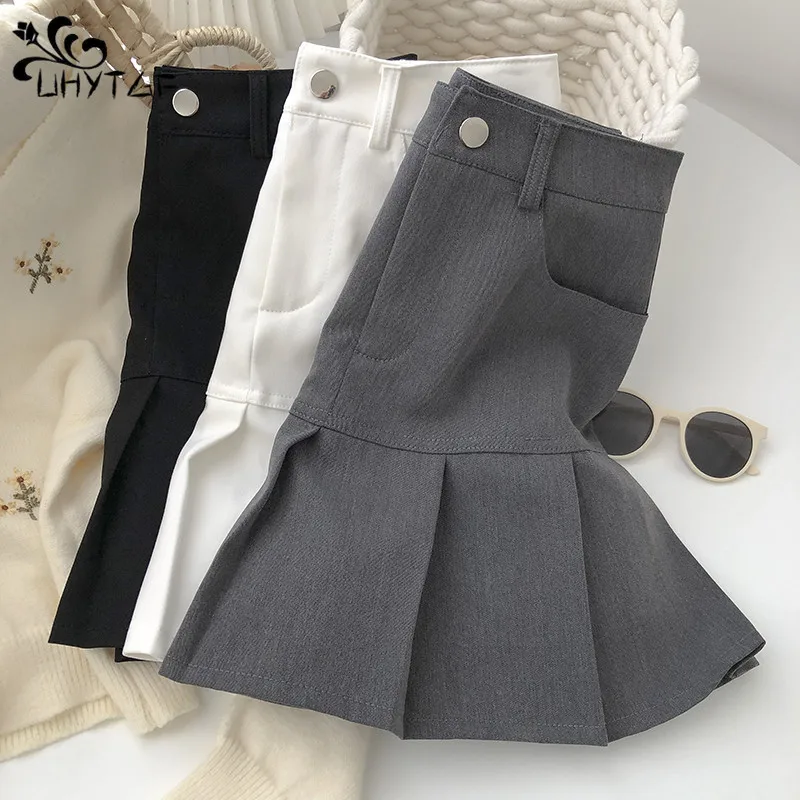 UHYTGF Pleated Skirt Women Y2k Harajuku White Pencil Skirt Uniform Safety Pants Summer Skirts For Woman Mini Short Skirt Vintage
UHYTGF Pleated Skirt Women Y2k Harajuku White Pencil Skirt Uniform Safety Pants Summer Skirts For Woman Mini Short Skirt Vintage