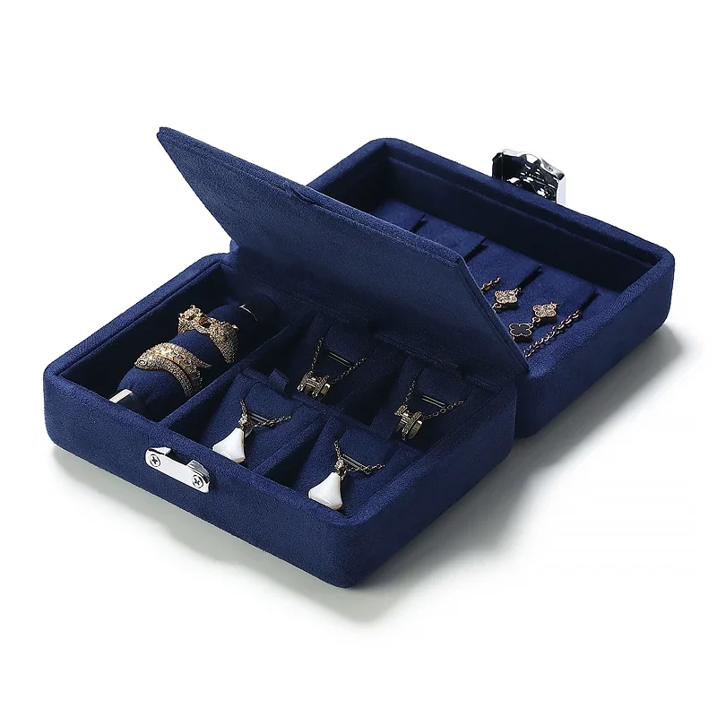 High end exquisite jewelry storage box earrings necklace ring box with lock portable gold jewelry gift box
High end exquisite jewelry storage box earrings necklace ring box with lock portable gold jewelry gift box