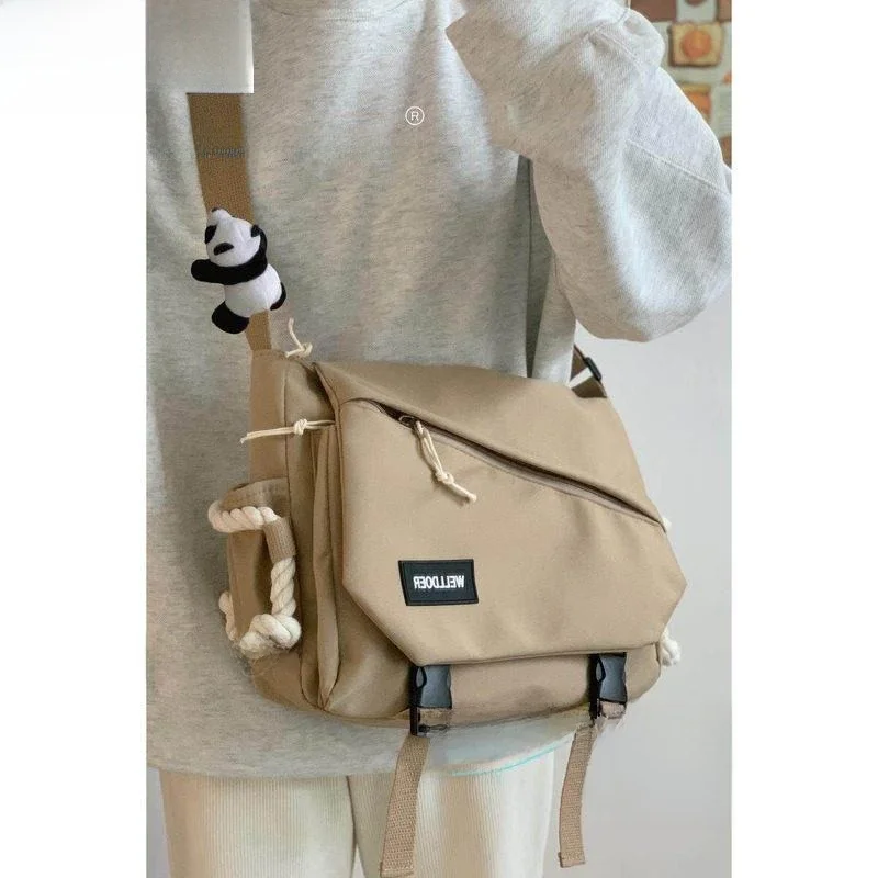 Large Capacity Commuter Women's Crossbody Bag Japanese Style Ins Harajuku Workwear Function Messenger Bag Soft PU Leather
Large Capacity Commuter Women's Crossbody Bag Japanese Style Ins Harajuku Workwear Function Messenger Bag Soft PU Leather