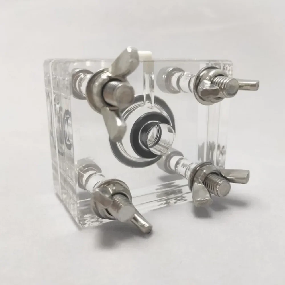 Metal fuel cell reactor, secondary zinc air electrolysis cell OMS-T, zinc air testing device, metal air transparent mold.
Metal fuel cell reactor, secondary zinc air electrolysis cell OMS-T, zinc air testing device, metal air transparent mold.