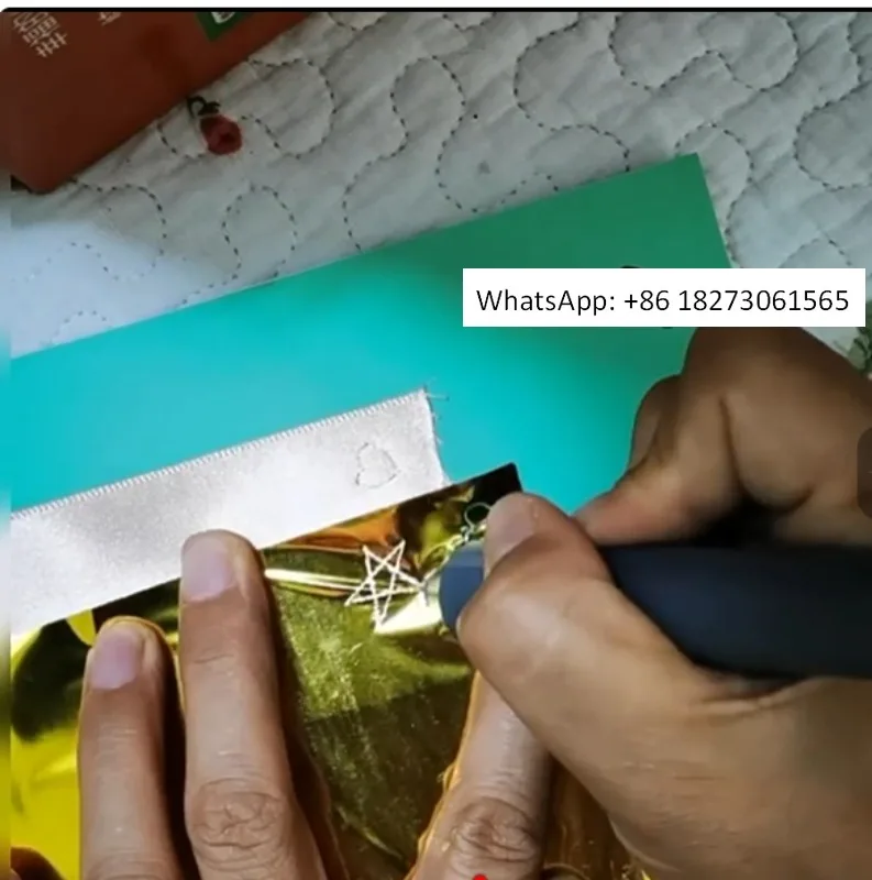 Hot Forming Pen Gold foil foil paper hot stamping pen USB interface 4 interchangeable pen tips for making greeting cards
Hot Forming Pen Gold foil foil paper hot stamping pen USB interface 4 interchangeable pen tips for making greeting cards