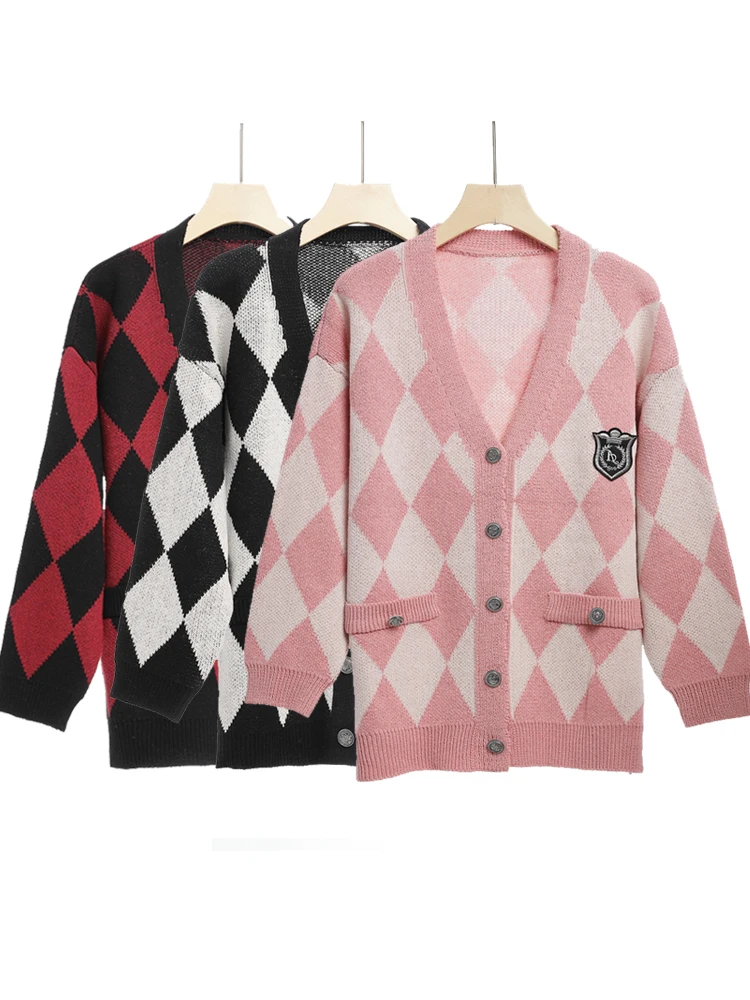 Women Soft Knitted Contrasting Plaid V-Neck Single Breasted Long Sleeve Cardigan Autumn Stylish Knitwear Lazy Highstreet Top
Women Soft Knitted Contrasting Plaid V-Neck Single Breasted Long Sleeve Cardigan Autumn Stylish Knitwear Lazy Highstreet Top