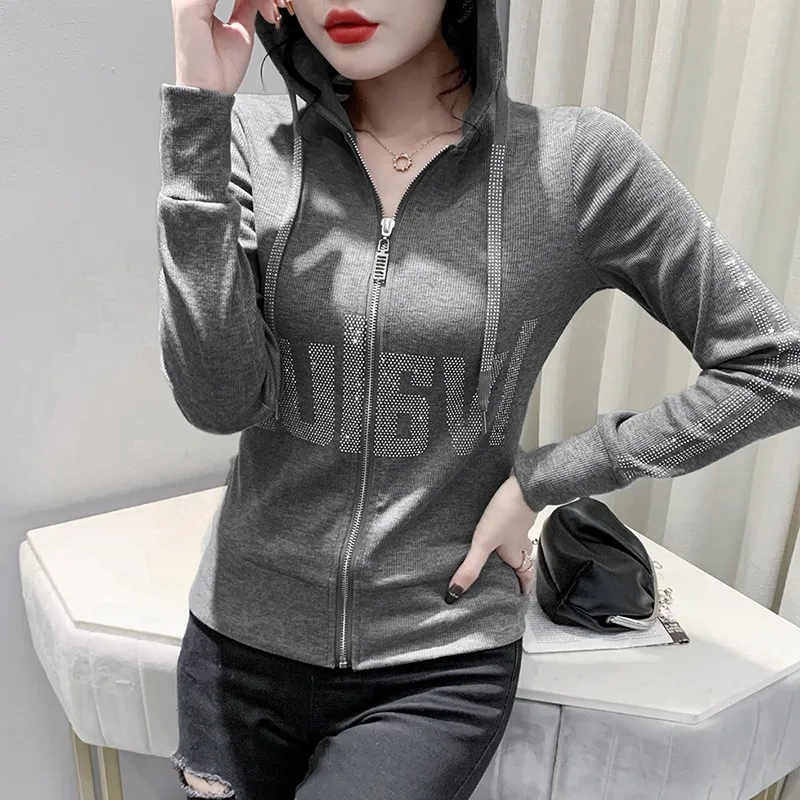 Women's Fleece Lined Hoodie Zipper Closure Long Sleeve Sporty Casual Outerwear Diamond Embellished Design Autumn Winter Jacket
Women's Fleece Lined Hoodie Zipper Closure Long Sleeve Sporty Casual Outerwear Diamond Embellished Design Autumn Winter Jacket