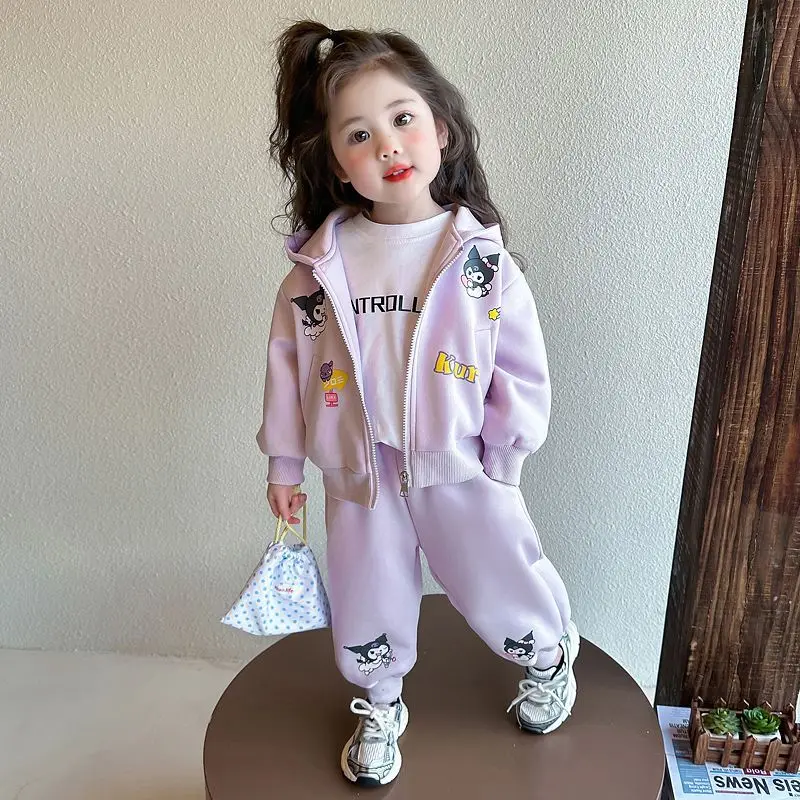 Girly Heart Kawaii MINISO аниме Kuromi, спортивная куртка, комплект пальто, 2025 г., милый детский кардиган с капюшоном, комплект из двух предметов, подарки для детей
Girly Heart Kawaii MINISO аниме Kuromi, спортивная куртка, комплект пальто, 2025 г., милый детский кардиган с капюшоном, комплект из двух предметов, подарки для детей