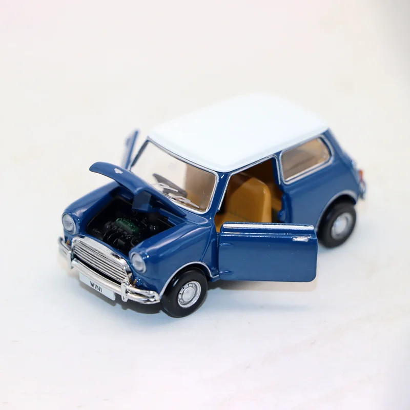 Крошечный 1/50 Mini Cooper Pantone, модель автомобиля из сплава, игрушки, коллекция подарков, сувенирное украшение для взрослых, статический дисплей
Крошечный 1/50 Mini Cooper Pantone, модель автомобиля из сплава, игрушки, коллекция подарков, сувенирное украшение для взрослых, статический дисплей