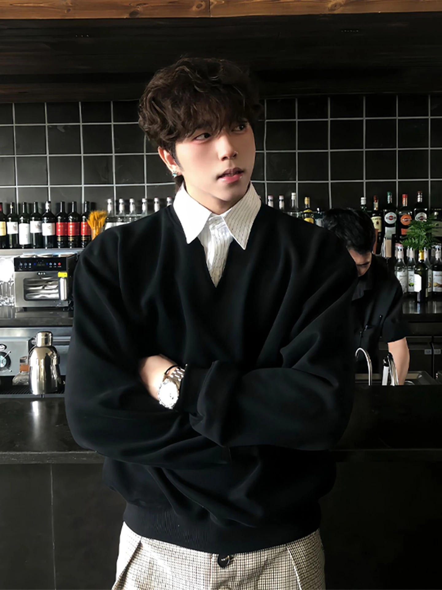 Bla V-Ne ort Sve Long Sve Hoodie Men's Boxy Fit irt Trendy ex Casual Wear Comfortable Loose Sle
Bla V-Ne ort Sve Long Sve Hoodie Men's Boxy Fit irt Trendy ex Casual Wear Comfortable Loose Sle