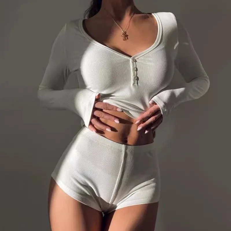 American style Casual Sexy Spicy girl women low cut V-neck tight Long sleeve top fashion sports super shorts two-piece set
American style Casual Sexy Spicy girl women low cut V-neck tight Long sleeve top fashion sports super shorts two-piece set
