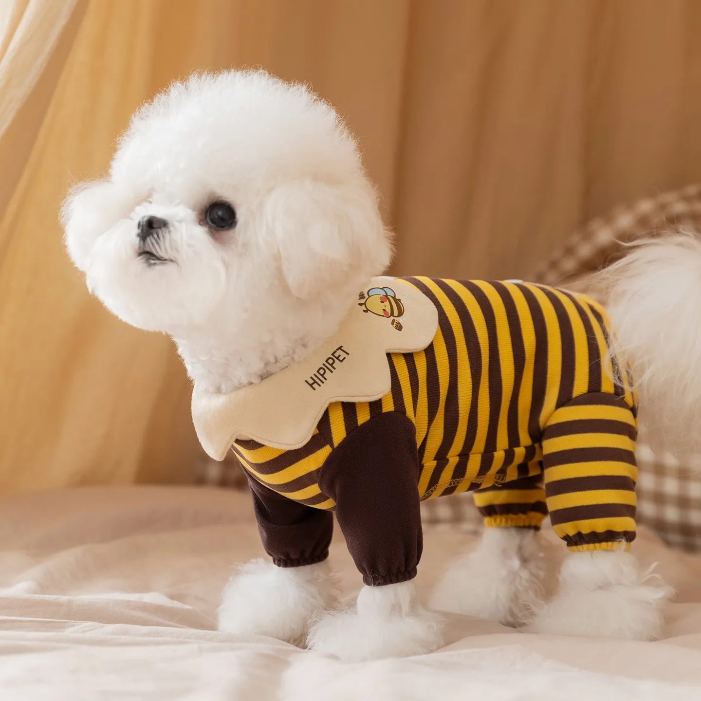 Cute Little Bee Pet Belly Suit Autumn and Winter Warm Small Dog Sleepwear Button-up Four-legged Dog Clothes
Cute Little Bee Pet Belly Suit Autumn and Winter Warm Small Dog Sleepwear Button-up Four-legged Dog Clothes