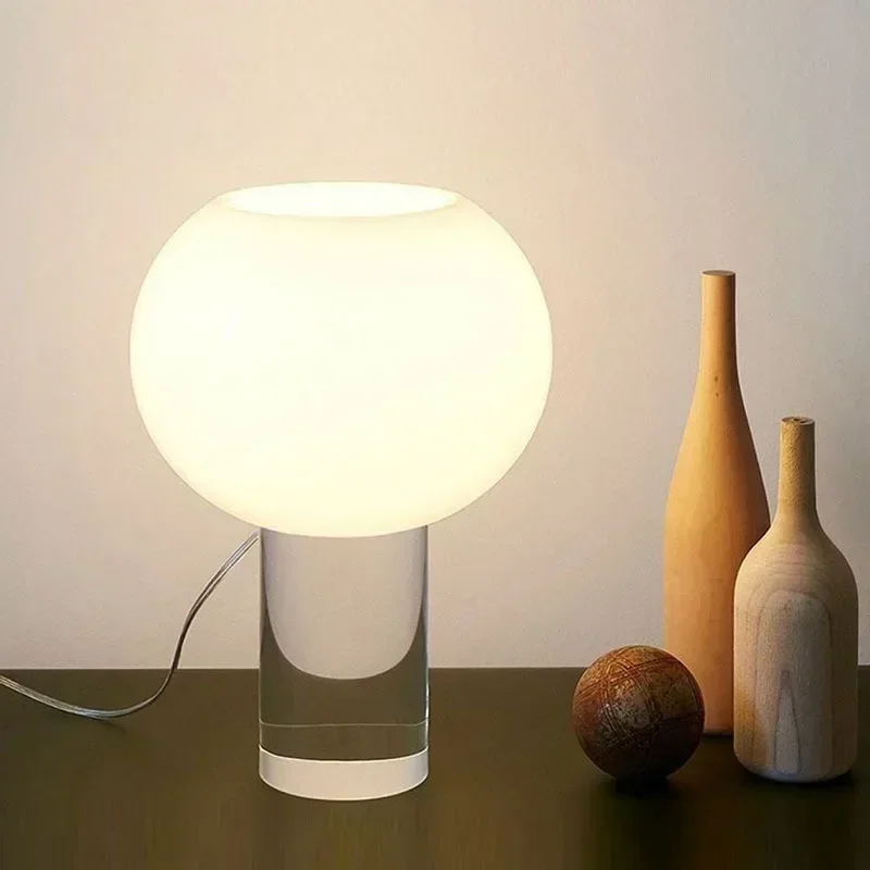 Danish Foscarini Retro Glass Lamp Bedroom Bedside Living Room Study Designer Coffee Table Decoration Lighting Desk Lamp
Danish Foscarini Retro Glass Lamp Bedroom Bedside Living Room Study Designer Coffee Table Decoration Lighting Desk Lamp