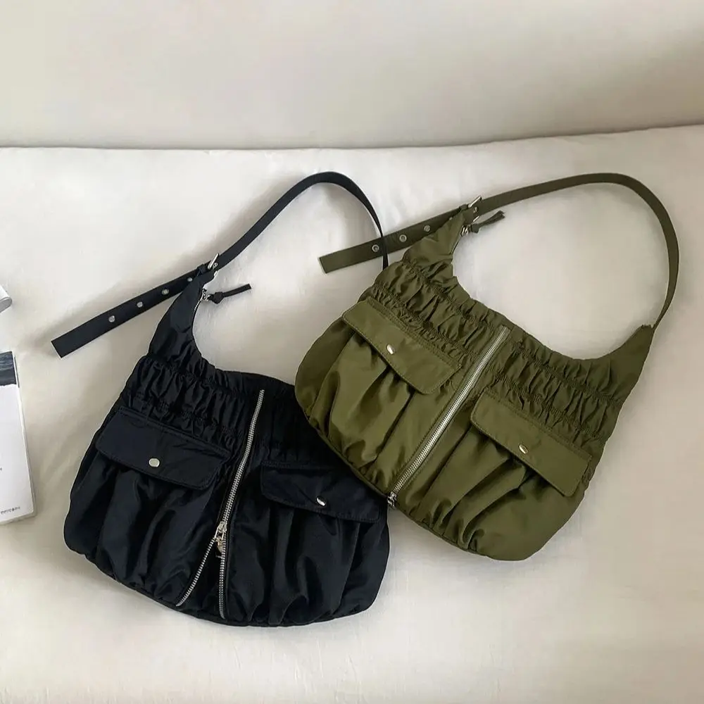 Корейская повседневная нейлоновая сумка-тоут для женщин 2026 года, вместительная сумка через плечо для учебы и поездок, сумка-кроссбоди на шнурке, сумка подмышку
Корейская повседневная нейлоновая сумка-тоут для женщин 2026 года, вместительная сумка через плечо для учебы и поездок, сумка-кроссбоди на шнурке, сумка подмышку