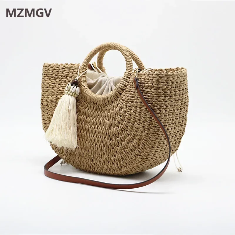 Summer Straw Woven Handbag Bohemian Large Capacity Tassel Handmade Round Handle Women's Beach Shopping Bag Travel Shoulder Bag
Summer Straw Woven Handbag Bohemian Large Capacity Tassel Handmade Round Handle Women's Beach Shopping Bag Travel Shoulder Bag