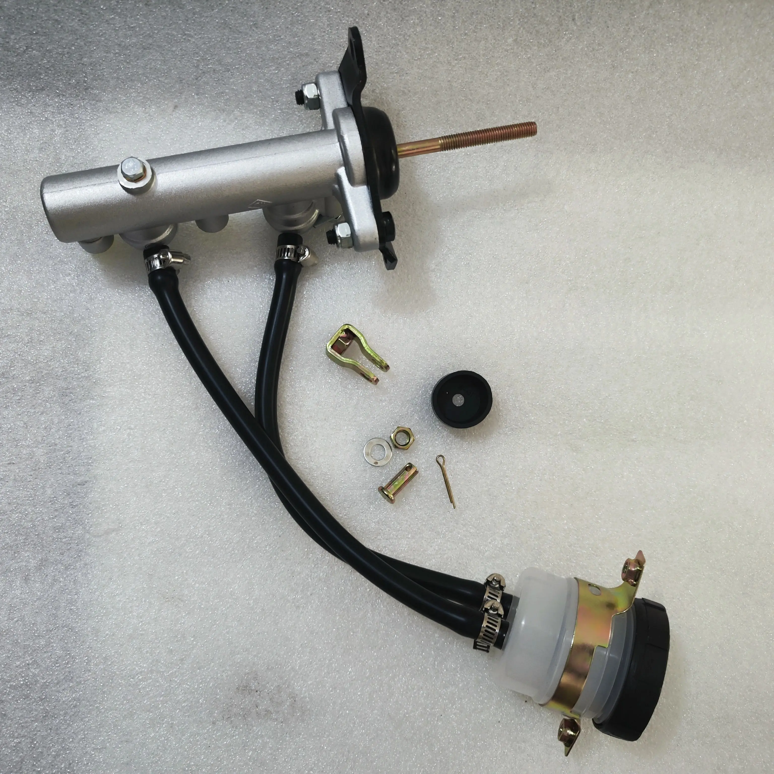 Original genuine brake main cylinder parts are suitable for Hisun 500 700UTV P115000441800000
Original genuine brake main cylinder parts are suitable for Hisun 500 700UTV P115000441800000
