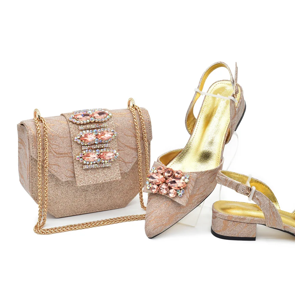 Pointed square heels with dinner bag set Italian fashion design rhinestone evening wear
Pointed square heels with dinner bag set Italian fashion design rhinestone evening wear