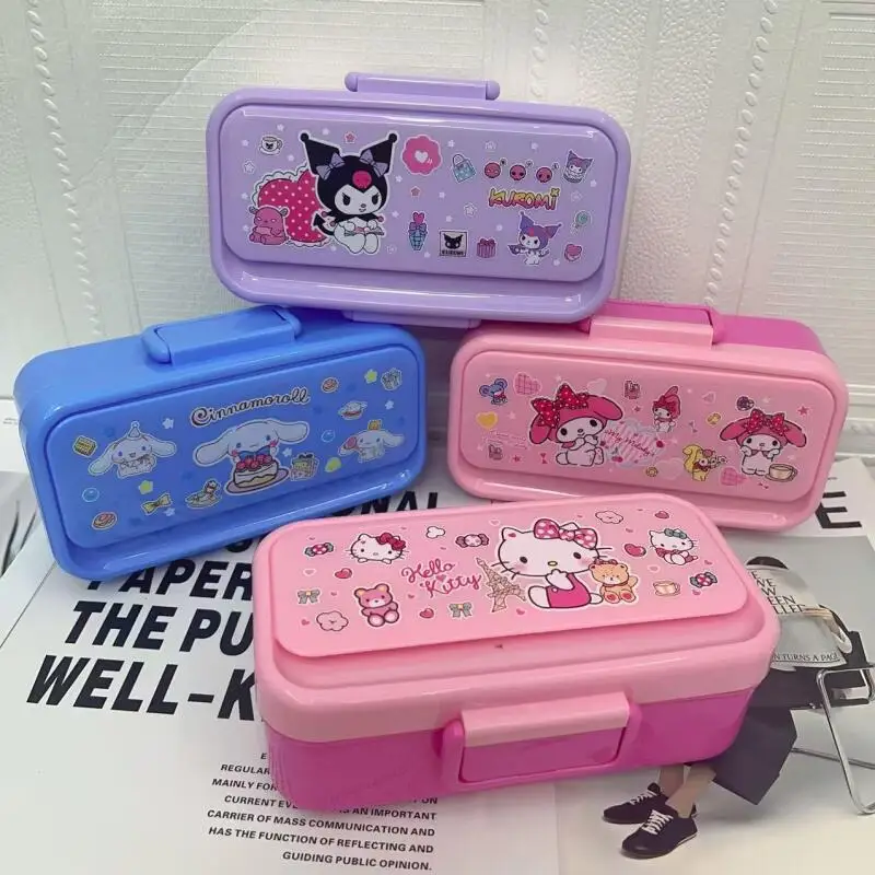 Горячий ланч-бокс Sanrio Girl Hello Kitty Kawaii Anime Cute Fashion Портативный простой и удобный милый и забавный ланч-бокс Новый стиль
Горячий ланч-бокс Sanrio Girl Hello Kitty Kawaii Anime Cute Fashion Портативный простой и удобный милый и забавный ланч-бокс Новый стиль