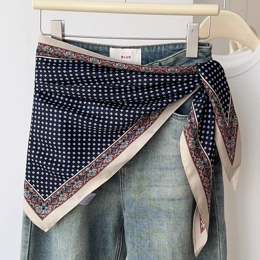 Корейский плед из кешью, треугольная саржевая печать, занавеска на талии, шелковый шарф, шаль, женский четырехсезонный
Корейский плед из кешью, треугольная саржевая печать, занавеска на талии, шелковый шарф, шаль, женский четырехсезонный