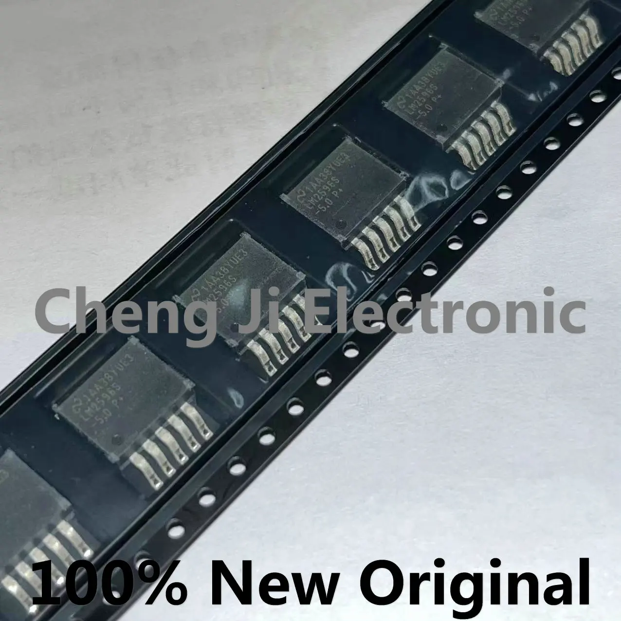 5PCS/LOT LM2596SX-3.3/NOPB、LM2596SX-ADJ/NOPB、LM2596SX-5.0/NOPB、LM2596SX-12/NOPB、TO263-5 Switching voltage regulator chip 
5PCS/LOT LM2596SX-3.3/NOPB、LM2596SX-ADJ/NOPB、LM2596SX-5.0/NOPB、LM2596SX-12/NOPB、TO263-5 Switching voltage regulator chip