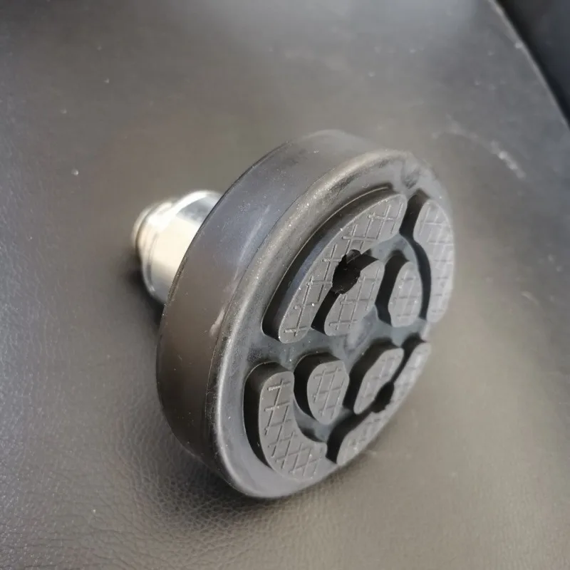 Автомобильный подъемник, резиновый лоток, увеличивающие ноги, плюс высокие подушечки для ног, диаметр вала 35/38/40/42 мм
Автомобильный подъемник, резиновый лоток, увеличивающие ноги, плюс высокие подушечки для ног, диаметр вала 35/38/40/42 мм