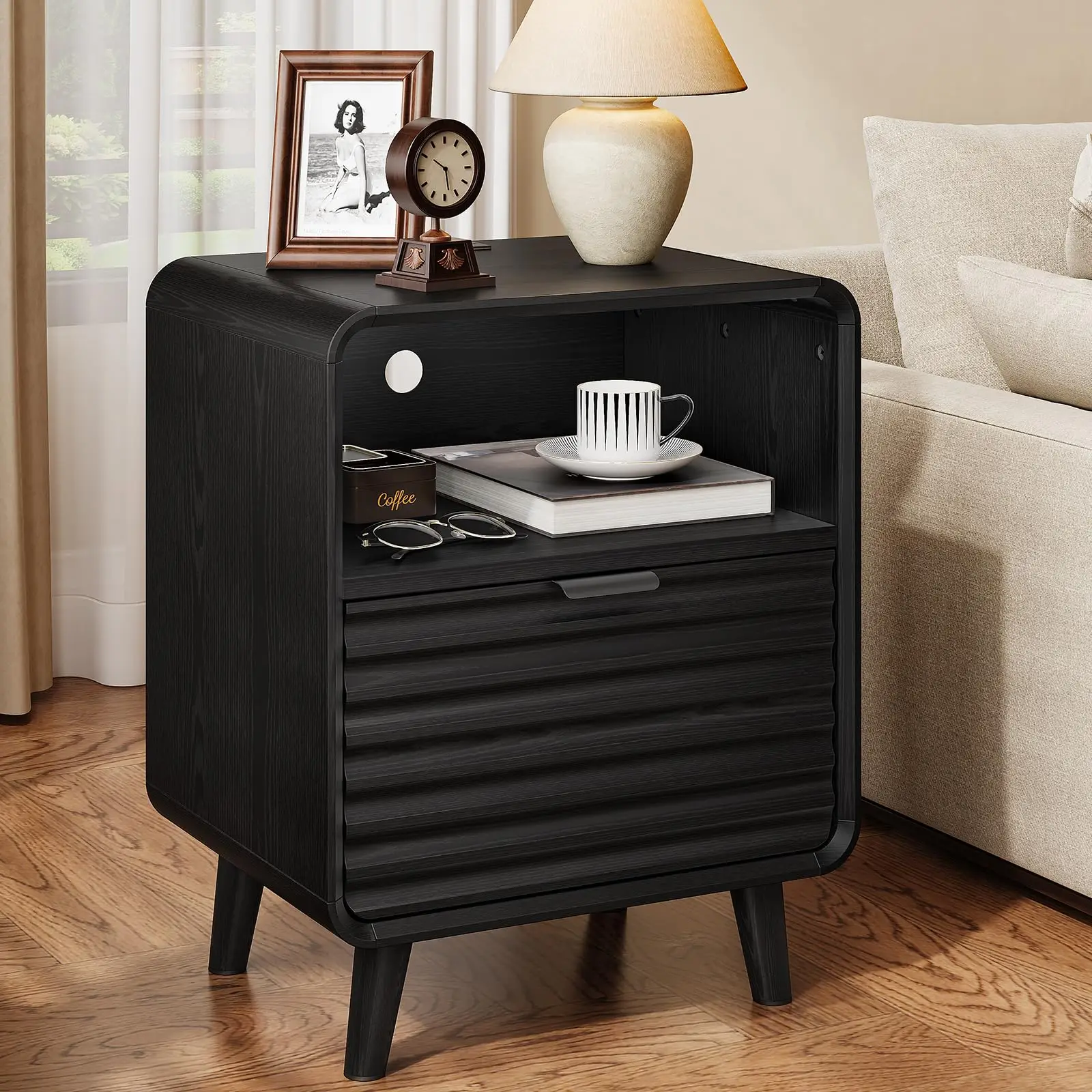 Fluted End Table Curved Bedside Table with Drawer, Modern Nightstand for Living Room, Bedroom, Entryway, Black / Walnut
Fluted End Table Curved Bedside Table with Drawer, Modern Nightstand for Living Room, Bedroom, Entryway, Black / Walnut