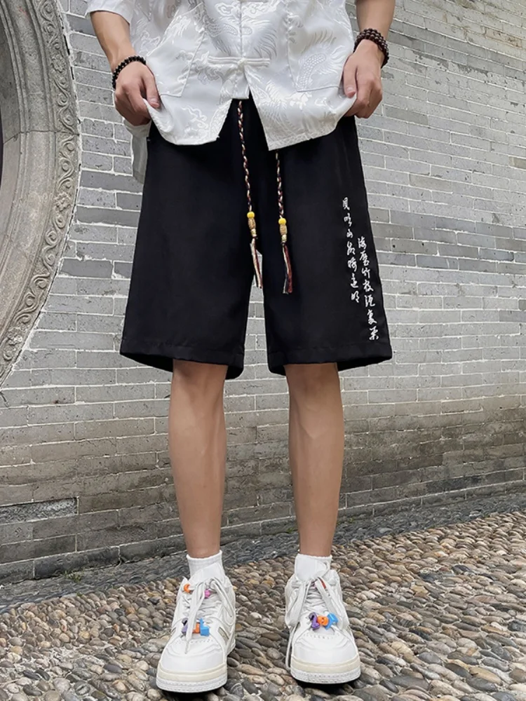 Новые китайские мужские шорты из ледяного шелка, летние, тонкие, прямого кроя, свободные, повседневные, длиной до колена, больших размеров, модные
Новые китайские мужские шорты из ледяного шелка, летние, тонкие, прямого кроя, свободные, повседневные, длиной до колена, больших размеров, модные